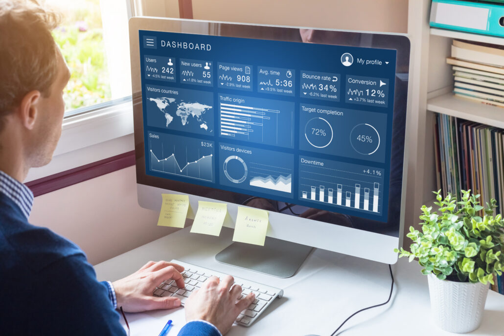 Online marketing, benchmarks, data
